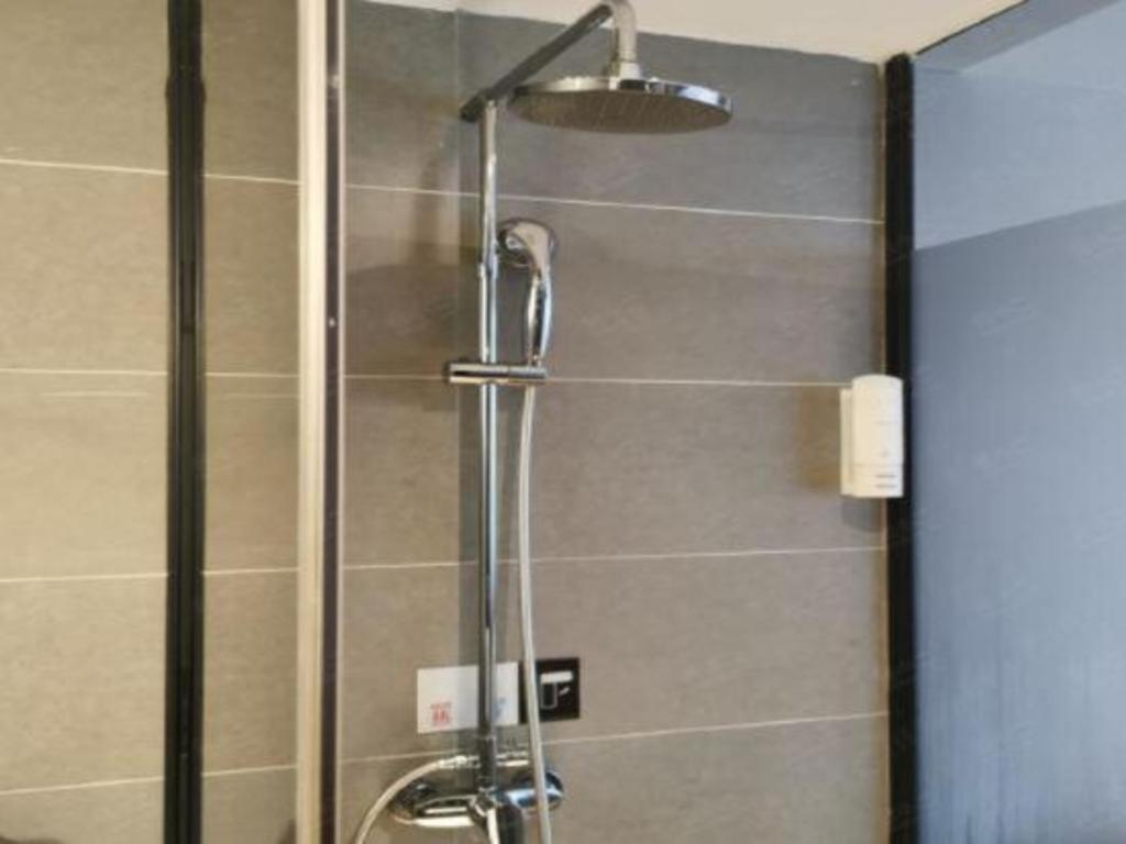 T Social Hotel Guangzhou Railway Station Branch Экстерьер фото