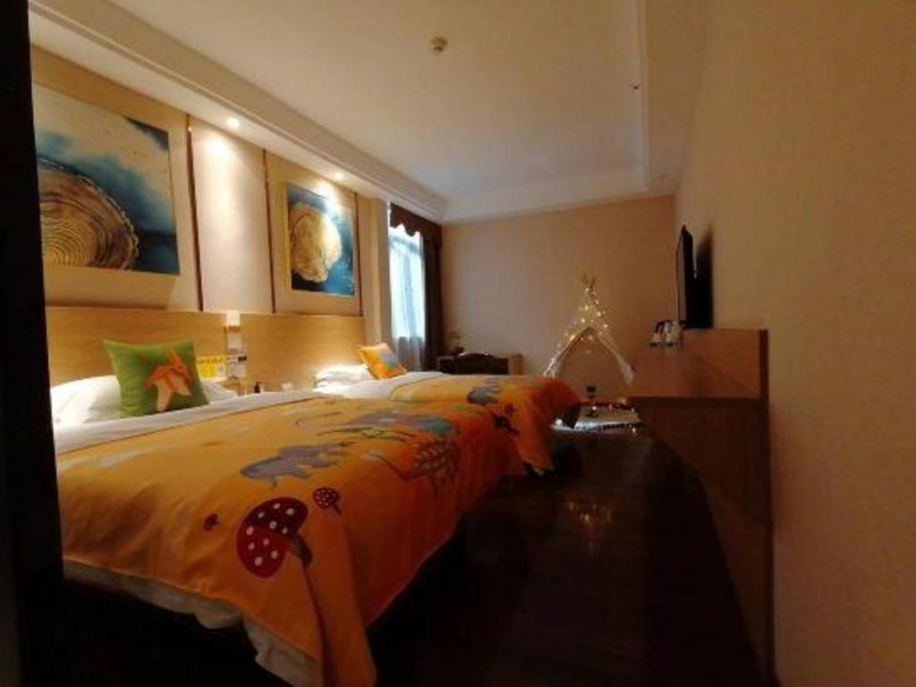 T Social Hotel Guangzhou Railway Station Branch Экстерьер фото