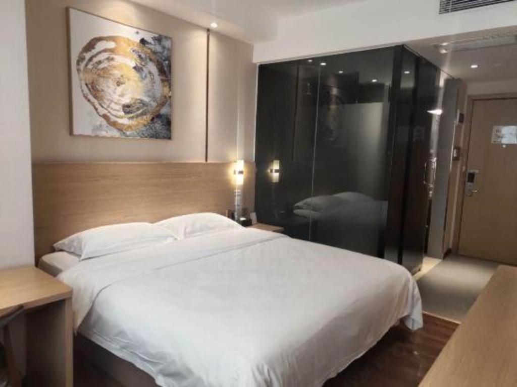 T Social Hotel Guangzhou Railway Station Branch Экстерьер фото