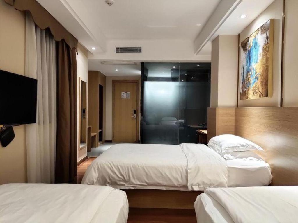 T Social Hotel Guangzhou Railway Station Branch Экстерьер фото