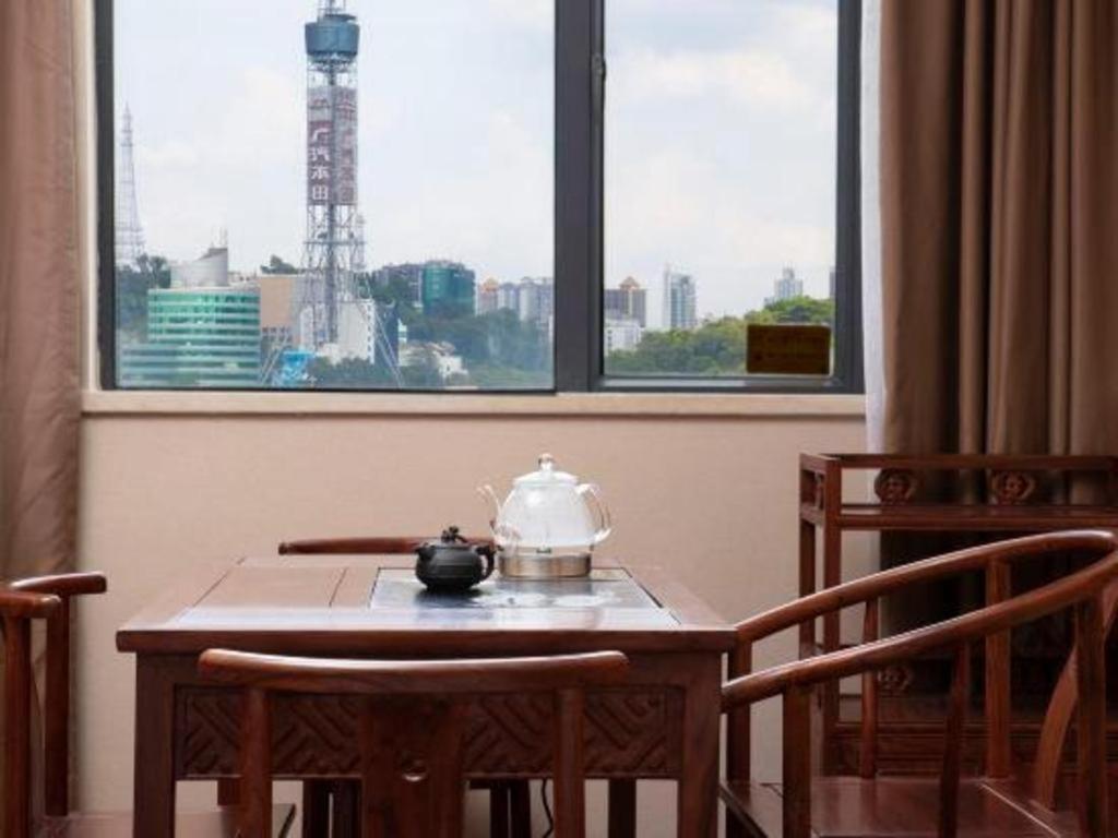 T Social Hotel Guangzhou Railway Station Branch Экстерьер фото