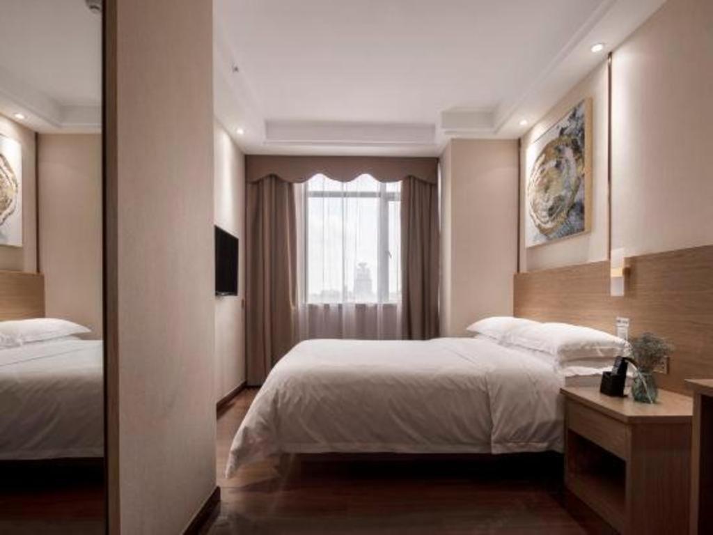 T Social Hotel Guangzhou Railway Station Branch Экстерьер фото